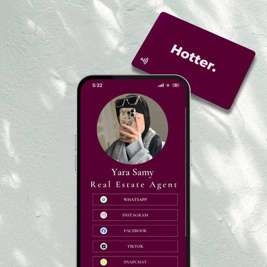 Hotter – Deep Raspberry NFC Card Hotter